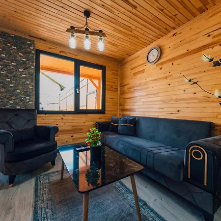 Naila Private Holiday home *